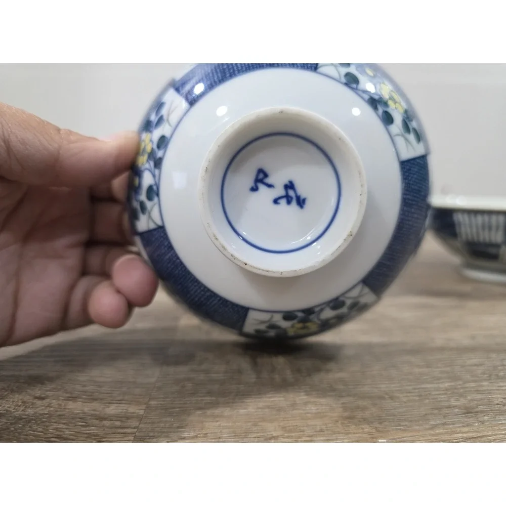 4 Japanese Blue & White Rice Bowls Floral, Mismatched 2